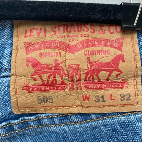 Levis 505 Straight Leg Jeans Petite Length - Picture 3 of 5